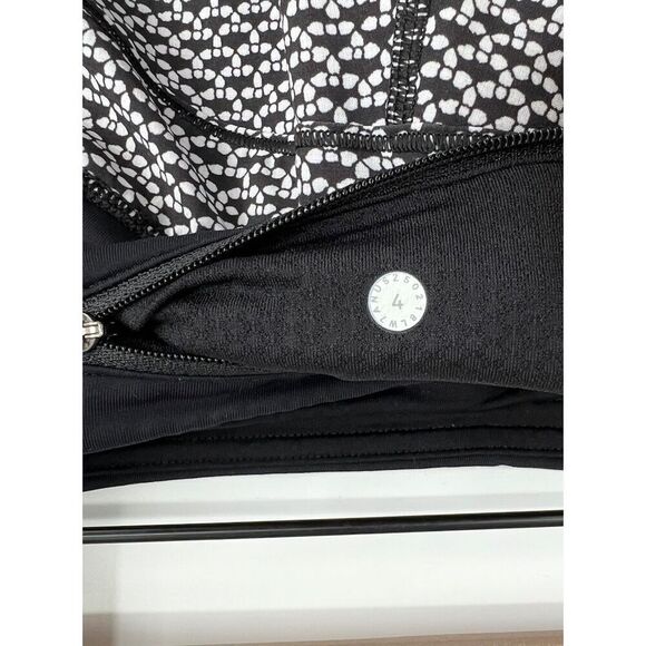 Lululemon Size 4 Real Quick Short *Perforated 3.5" Black LW7AY3S Pickleball - Picture 3 of 5